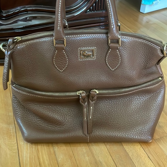 Dooney & Bourke Pocket Satchel - Picture 1 of 11